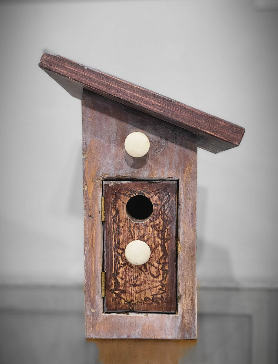 Door Knob Birdhouse – Winthrop Gallery